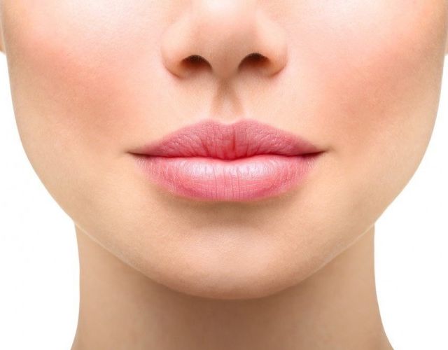 Cómo cuidar y dar volumen a los labios
