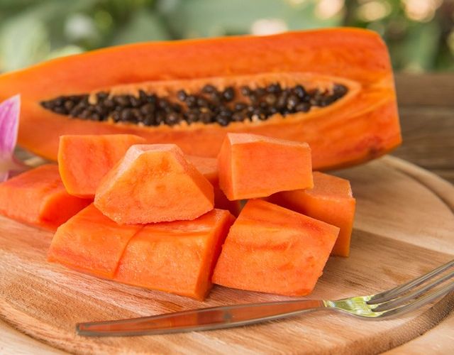 La papaya, una fruta con muchos beneficios
