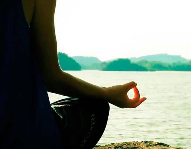 Qué es la meditación trascendental