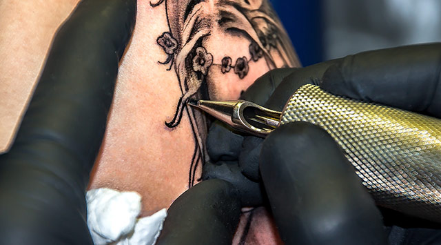 Qué hacer ante tatuajes infectados 